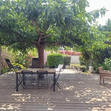 T4 Caminu, Pool & Garden, 6 Guests شقة